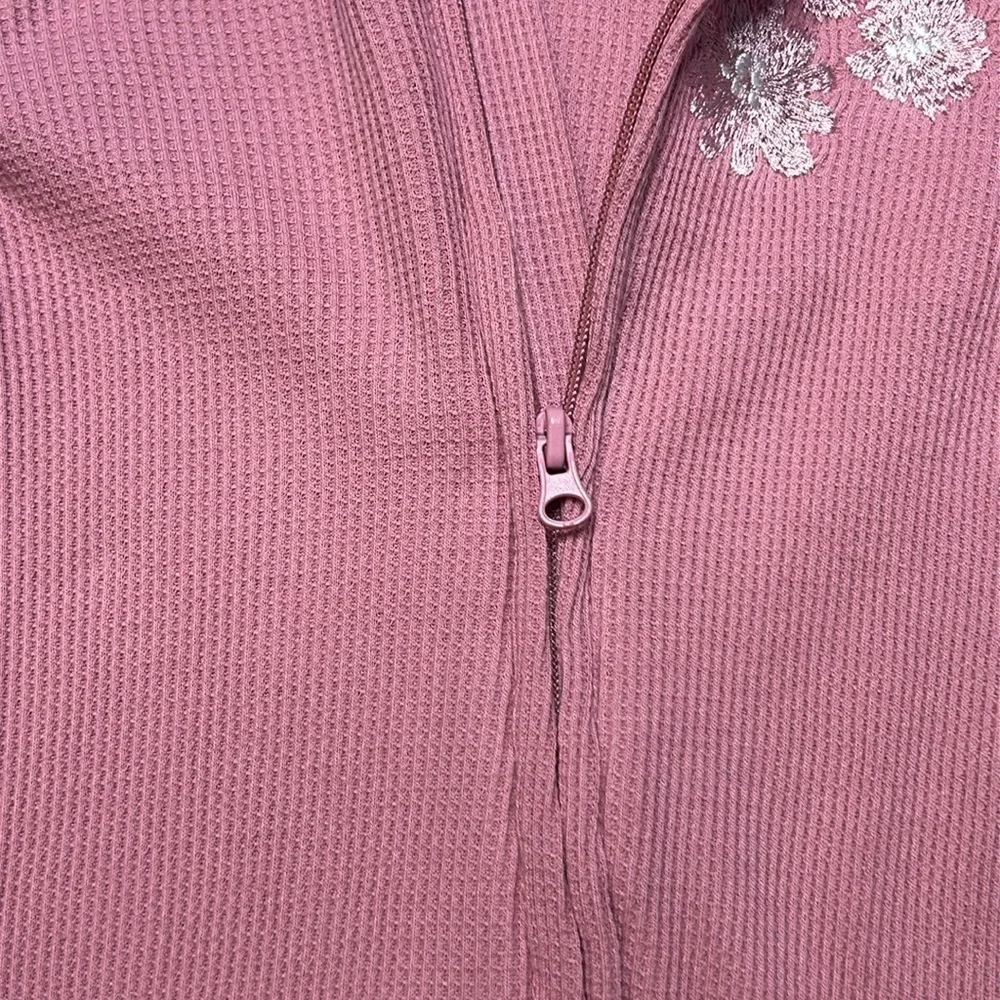 Tahari infant footie